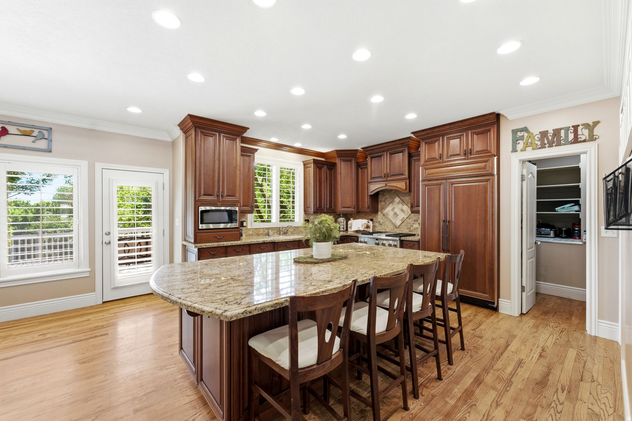 CALS COUNTRY MEADOW ESTATES - Residential