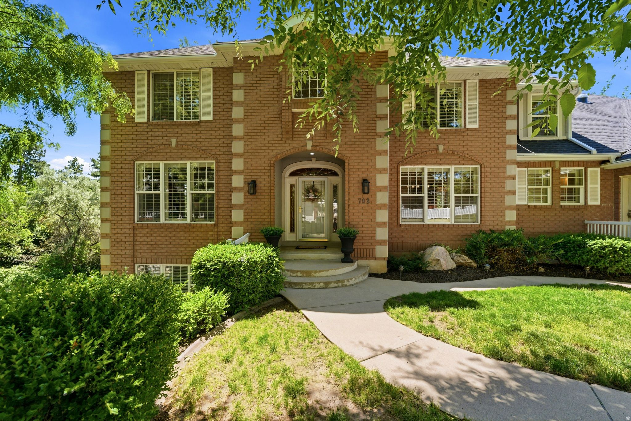 CALS COUNTRY MEADOW ESTATES - Residential