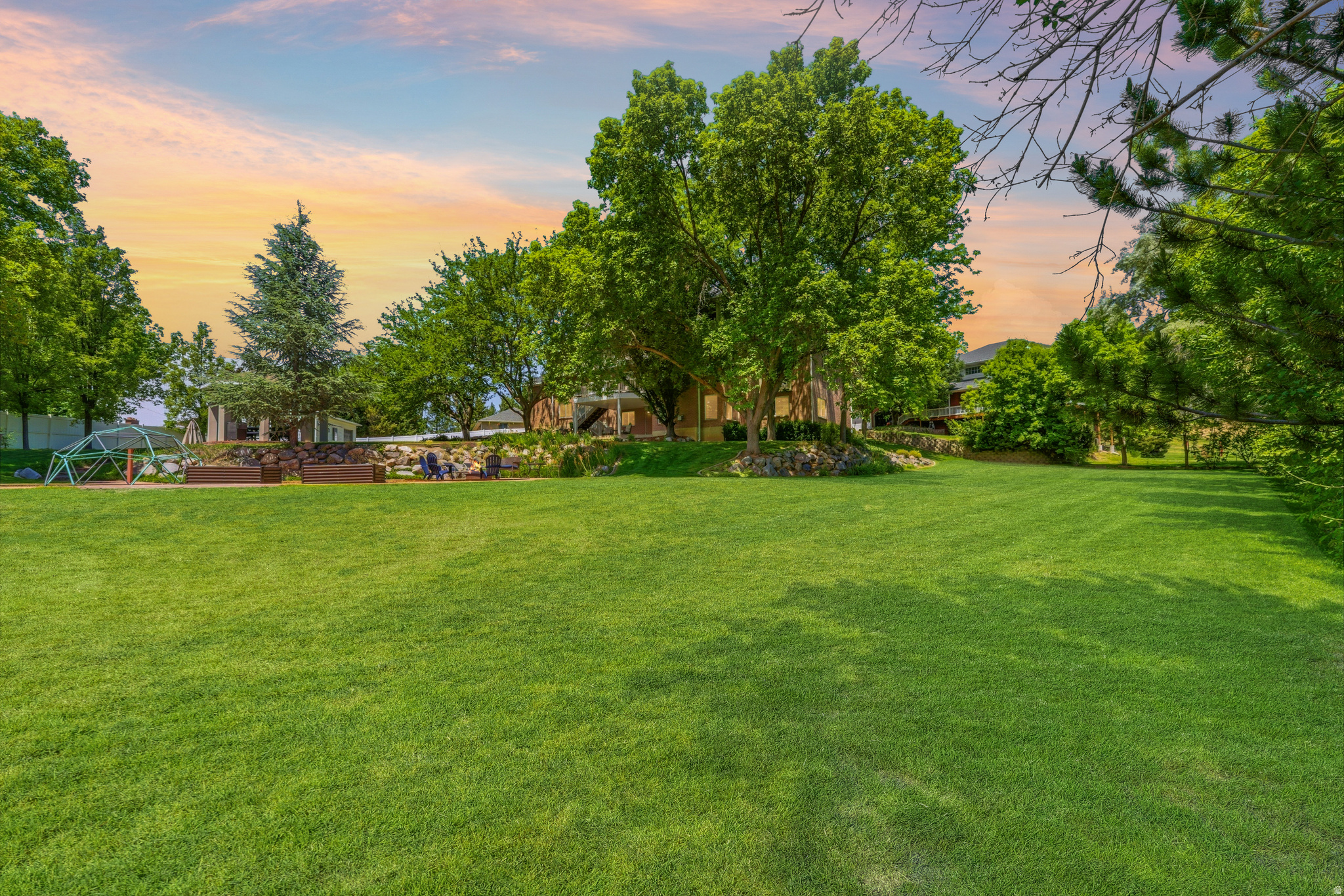 CALS COUNTRY MEADOW ESTATES - Residential
