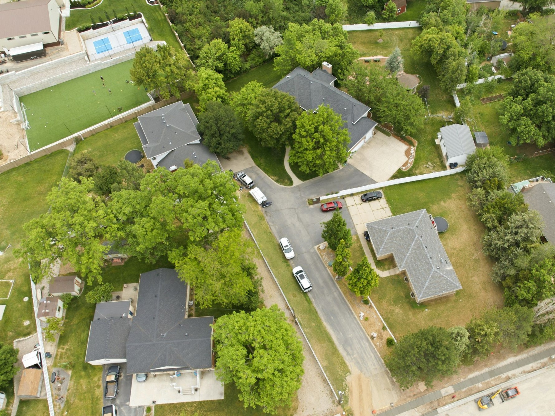 CALS COUNTRY MEADOW ESTATES - Residential