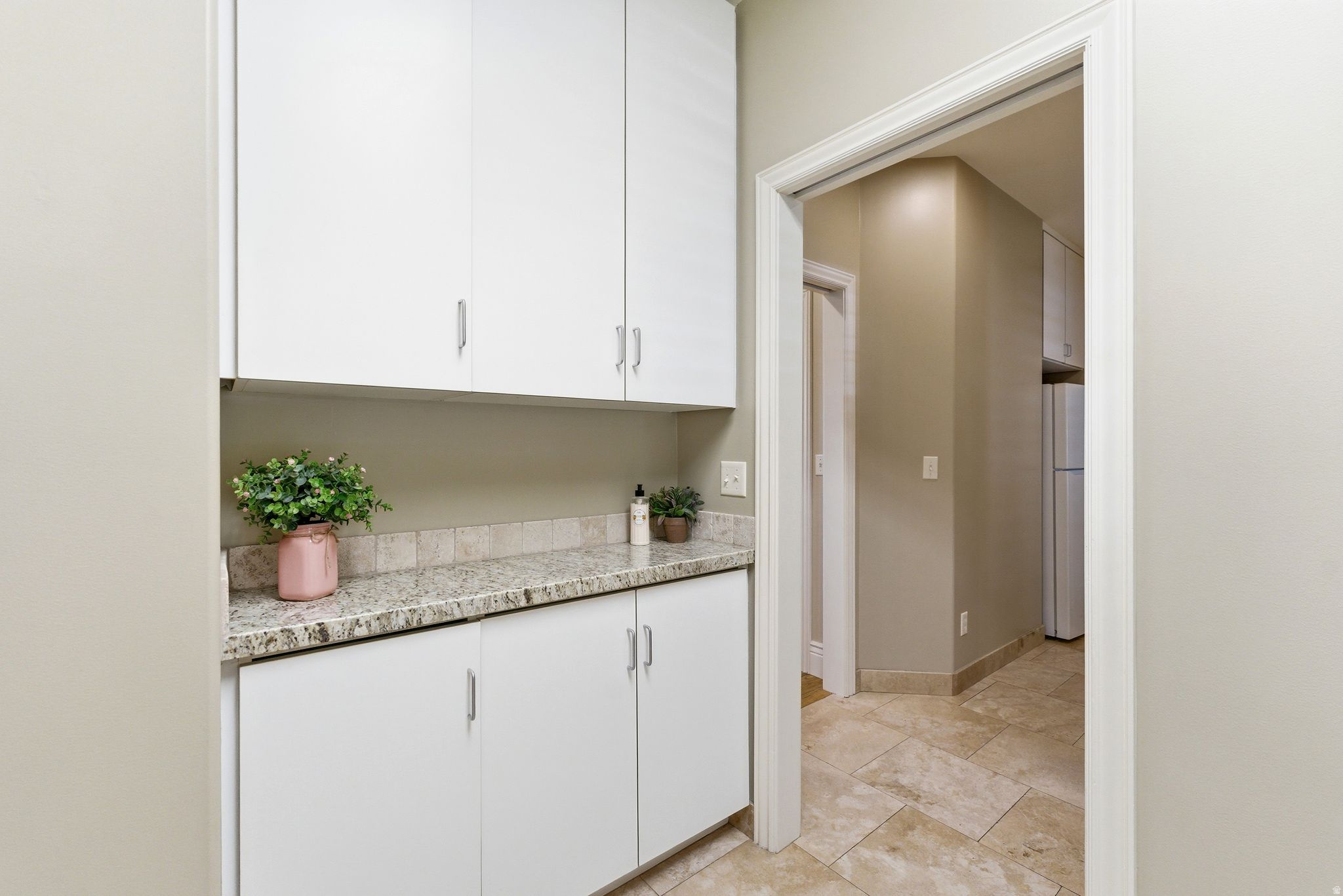 CALS COUNTRY MEADOW ESTATES - Residential