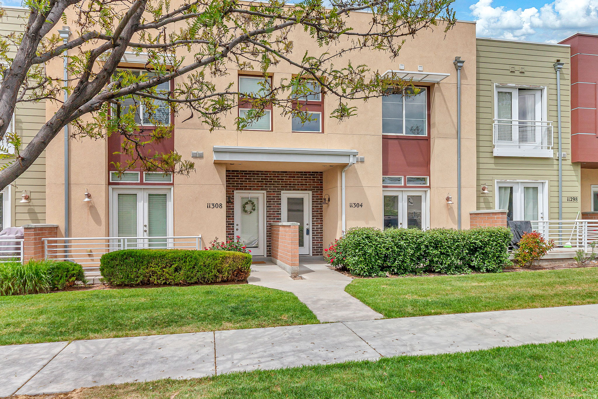 Beautifully updated 3bed, 2.5bath townhome with a 2car garage, fresh 3tone paint, all new cabinets, new carpet, new LVP flooring, new tile, all new toilets, a tankless water heater, and brandnew appliances including a gas range. The main floor features 9' ceilings, creating a bright, open feel throughout the family room and kitchen/dining area. Upstairs offers a large primary suite with walkin closet and European glass shower, plus two additional bedrooms and a full bath. Wellmanaged HOA with a low $175 fee including water, pool, hot tub, fitness center, clubhouse, landscape maintenance, snow removal, and exterior building insurance. Convenient location east of Bangerter, close to shopping, dining, parks, and commuter routes. Moveinready with modern finishes throughout.