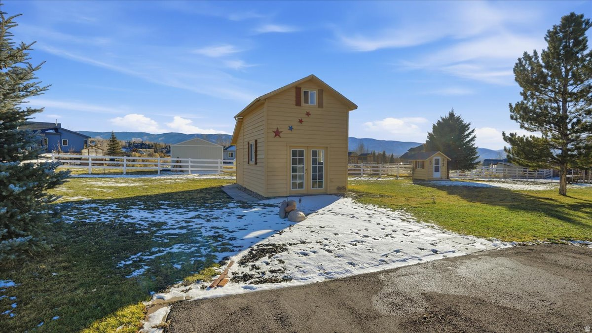 LAKE CREEK FARMS - Residential