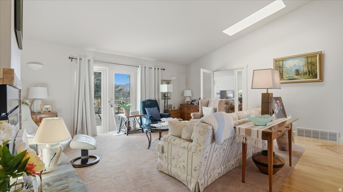 LAKE CREEK FARMS - Residential