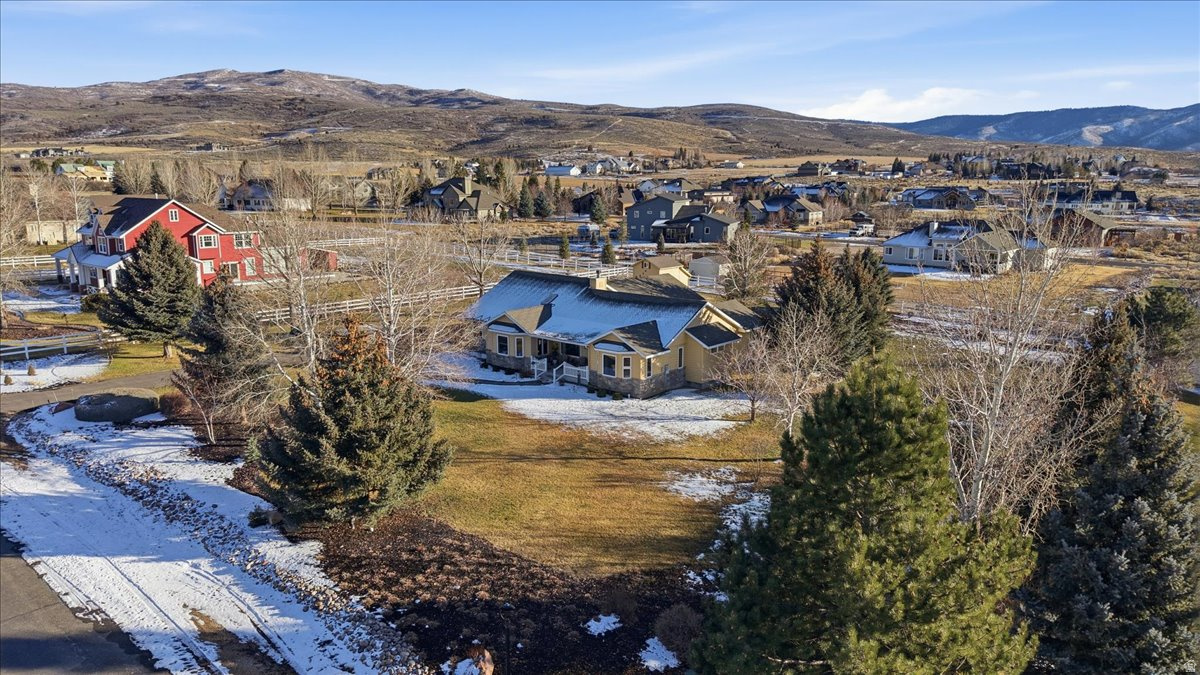 LAKE CREEK FARMS - Residential