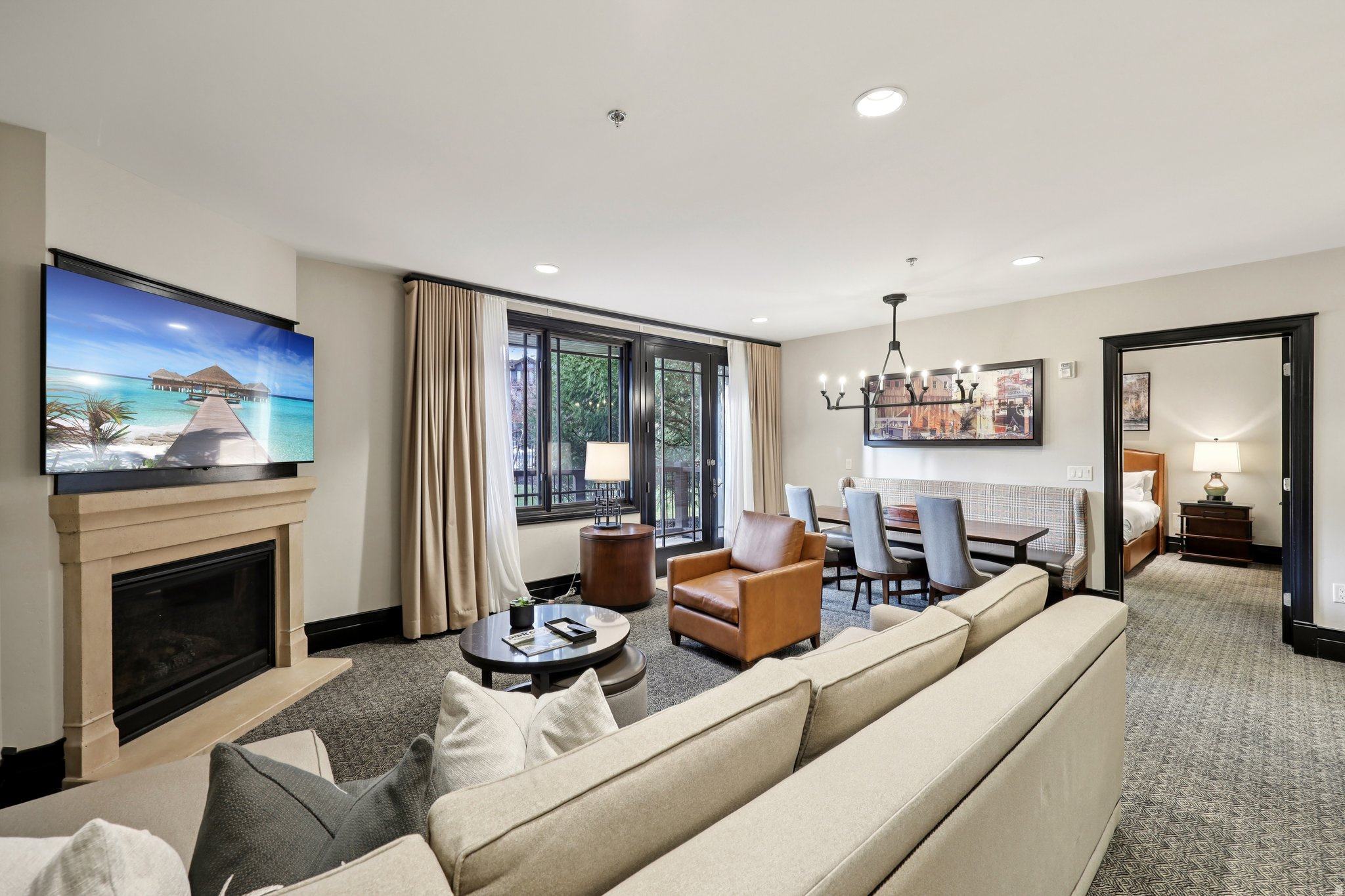 WALDORF ASTORIA - Residential