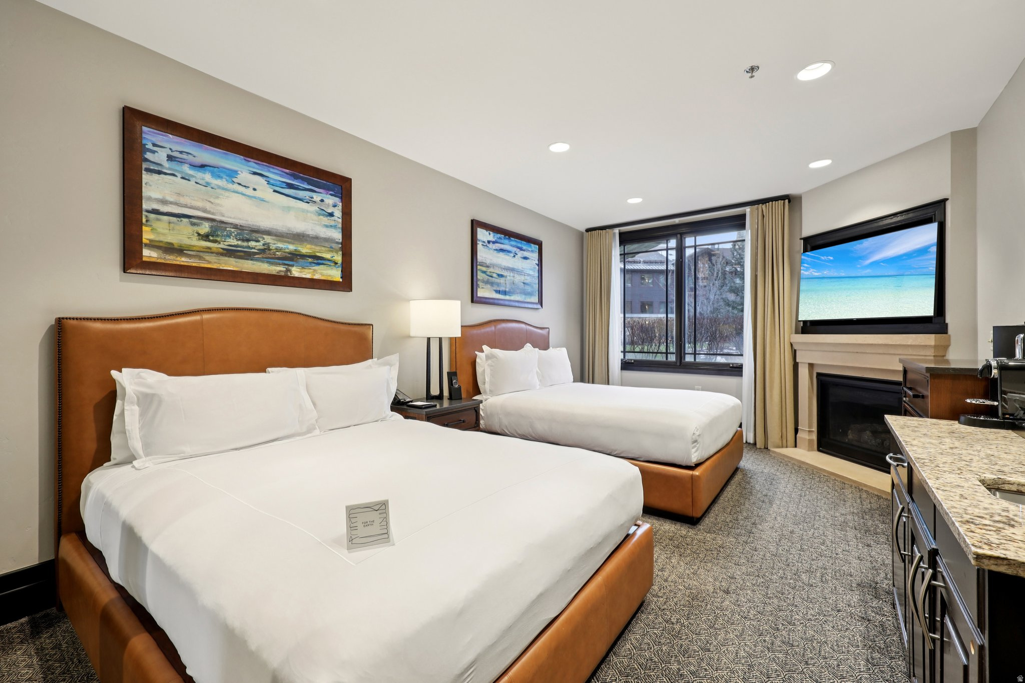 WALDORF ASTORIA - Residential