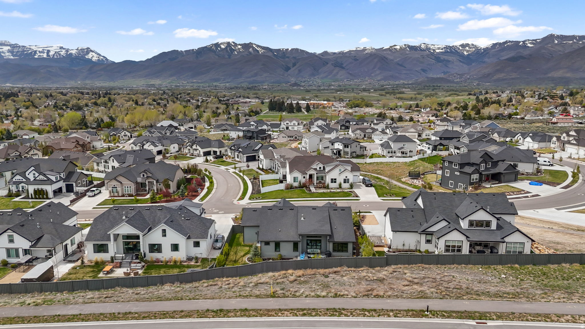 STONE CREEK - Residential