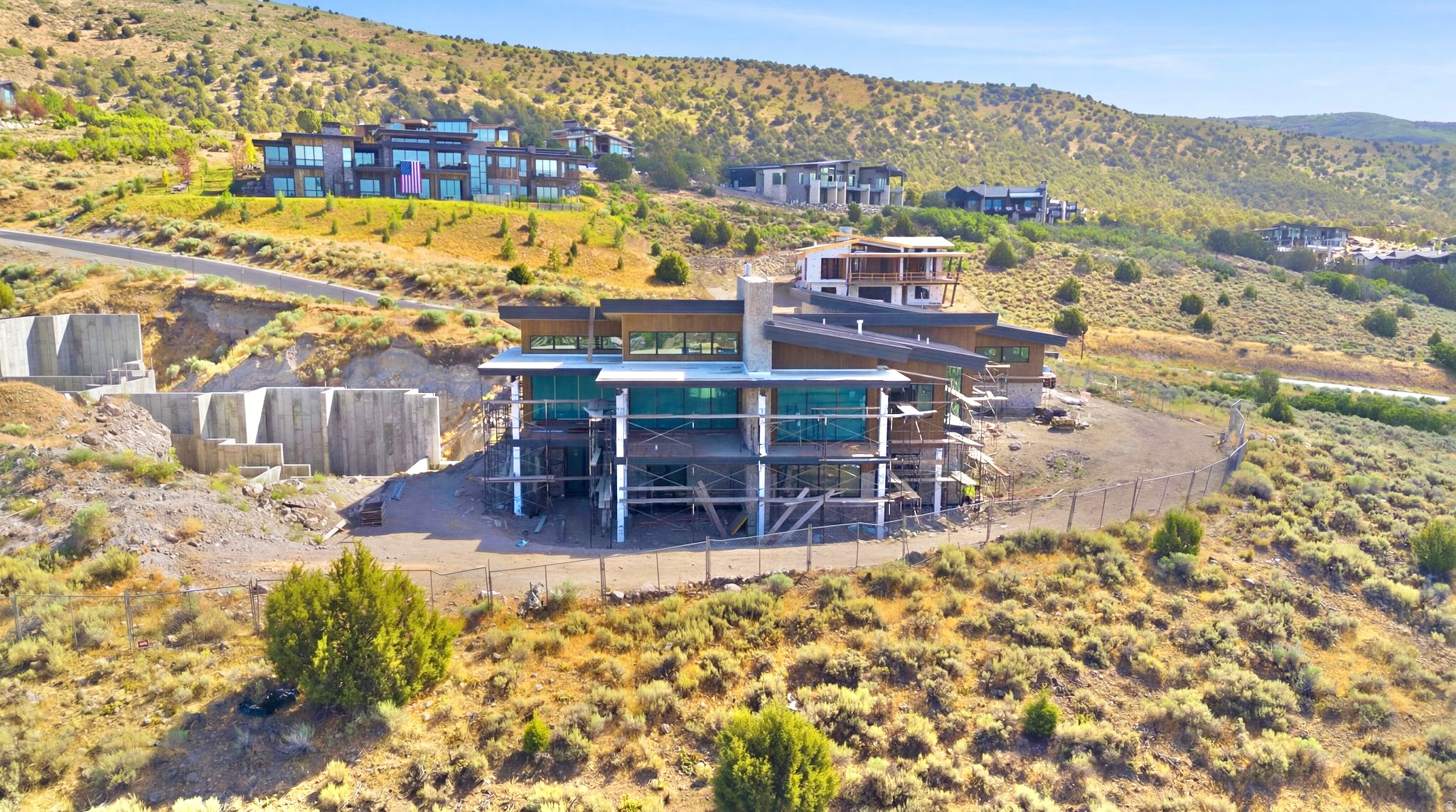 RED LEDGES - Residential