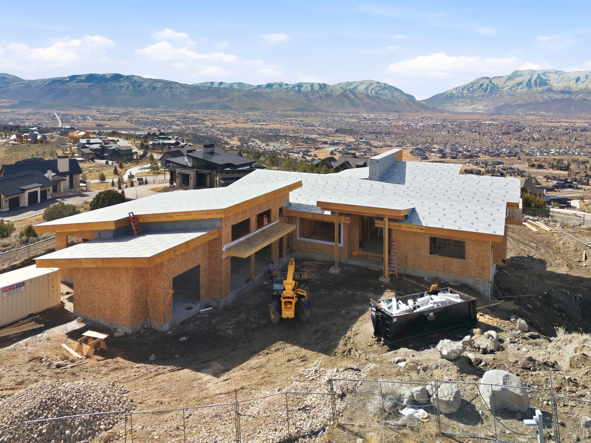 RED LEDGES - Residential