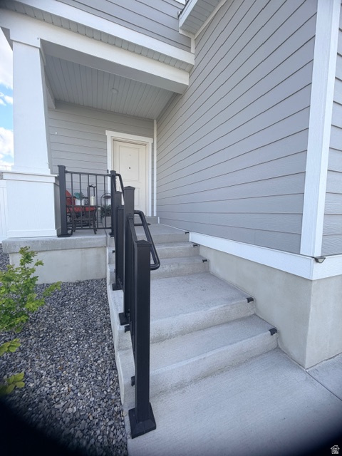 Welcome to this well-cared-for corner-lot home featuring 3 bedrooms, 2.5 bathrooms, and a spacious loft with potential for a 4th bedroom,  Enjoy a 2-car garage, additional driveway parking, and a fully fenced yard perfect for outdoor enjoyment.