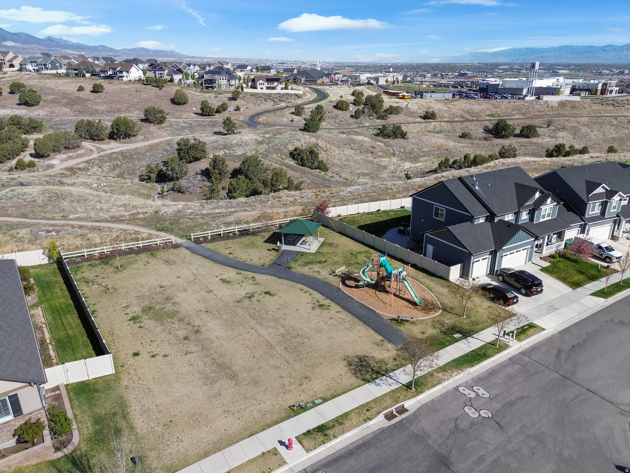 GRAYSTONE - Residential