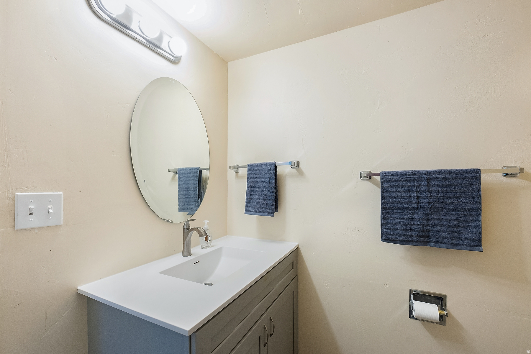 PROSPECTOR SQUARE CONDO - Residential