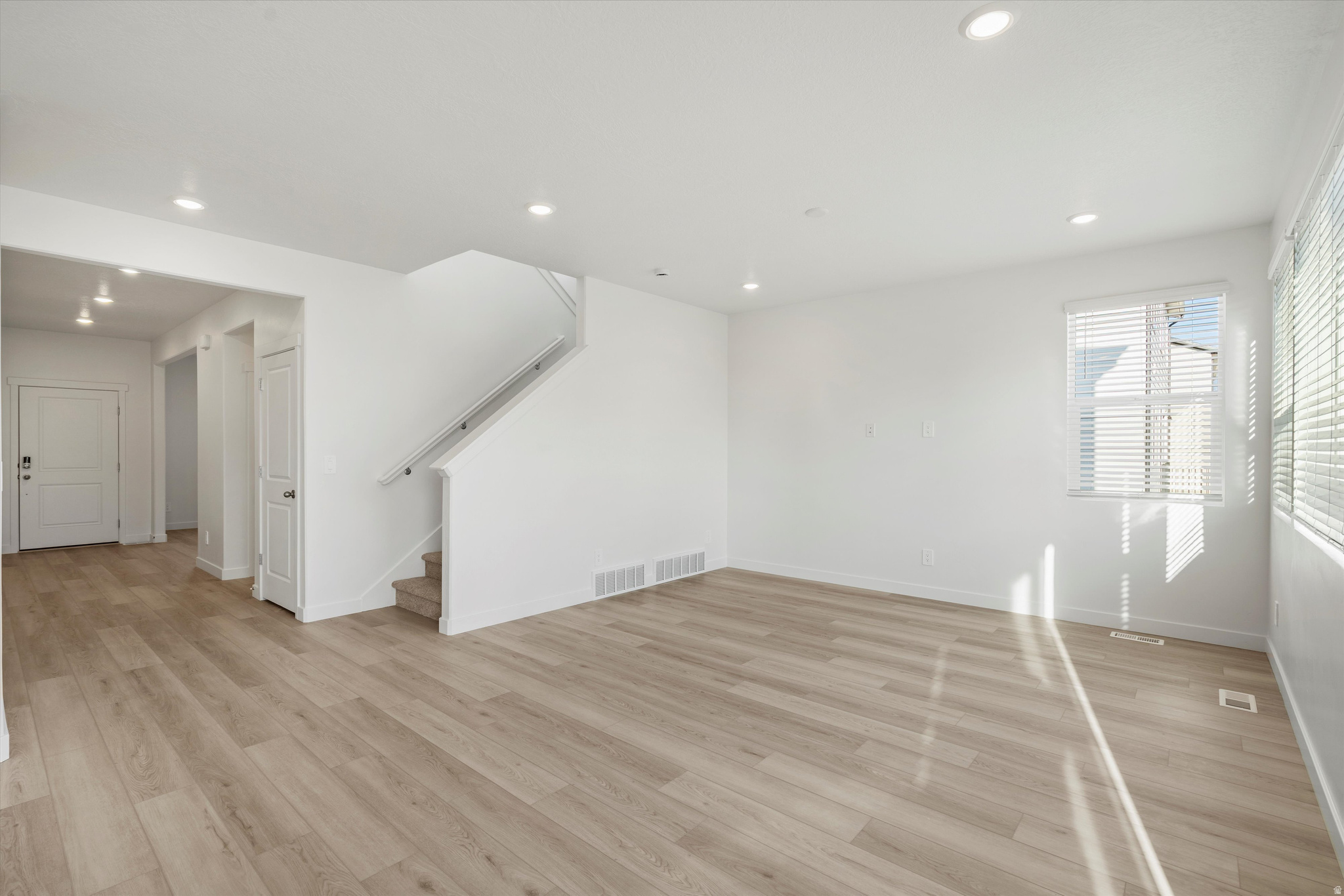 STRATTON ACRES - Residential