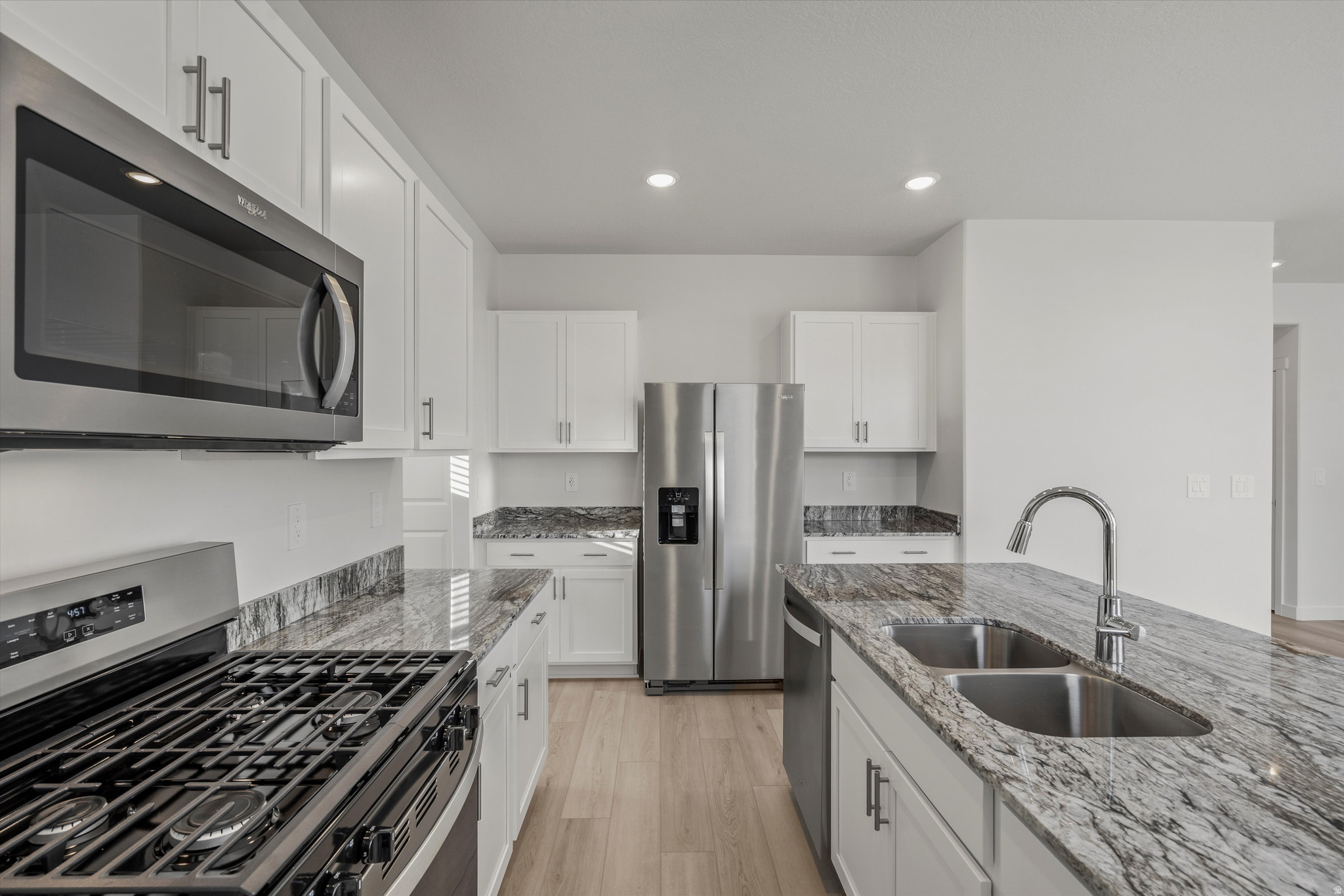 STRATTON ACRES - Residential
