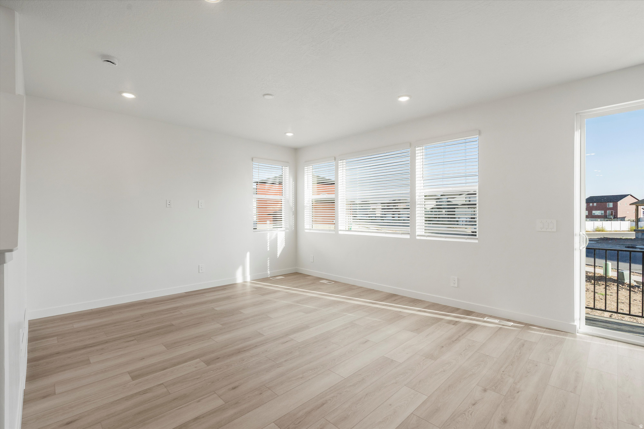 STRATTON ACRES - Residential