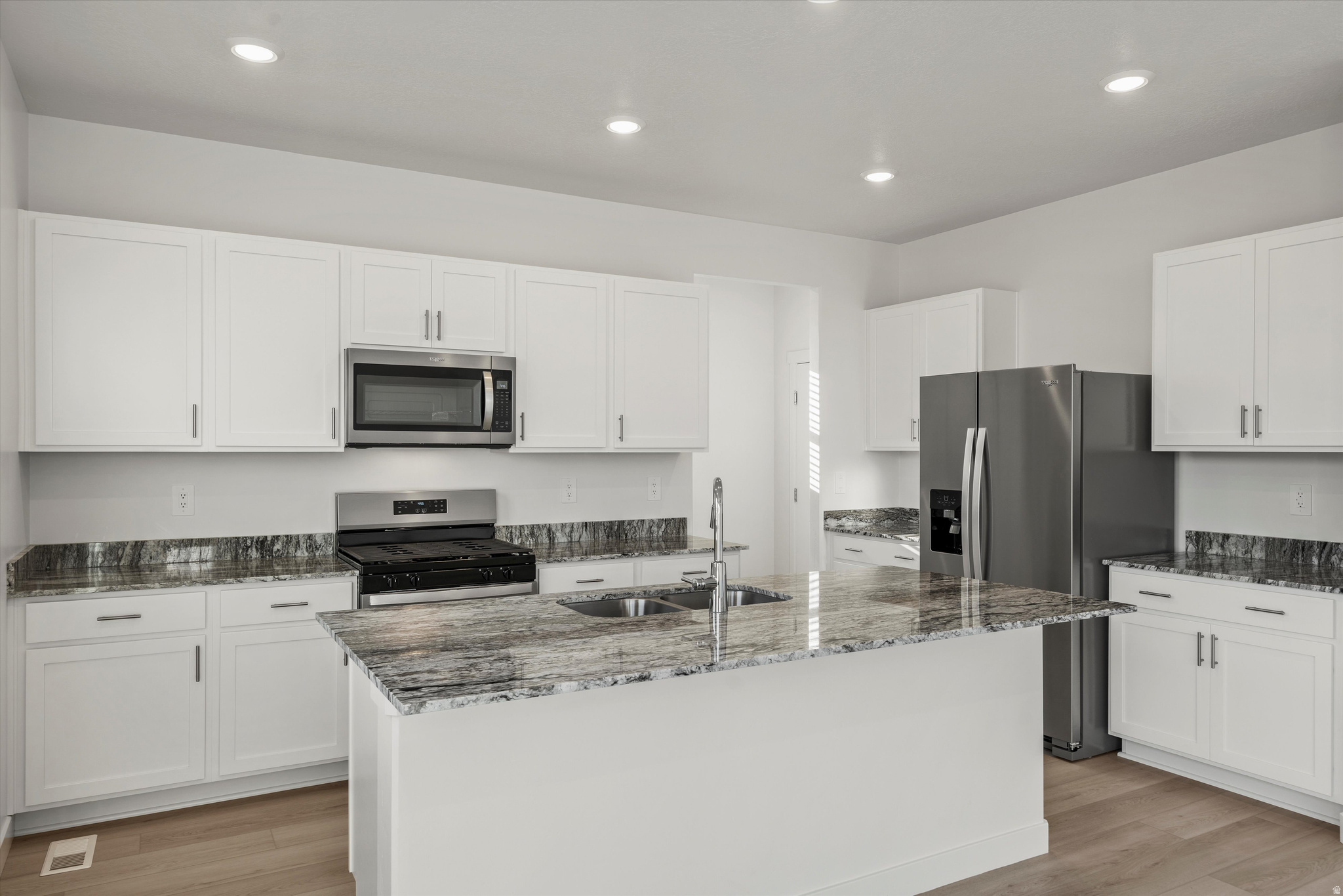 STRATTON ACRES - Residential