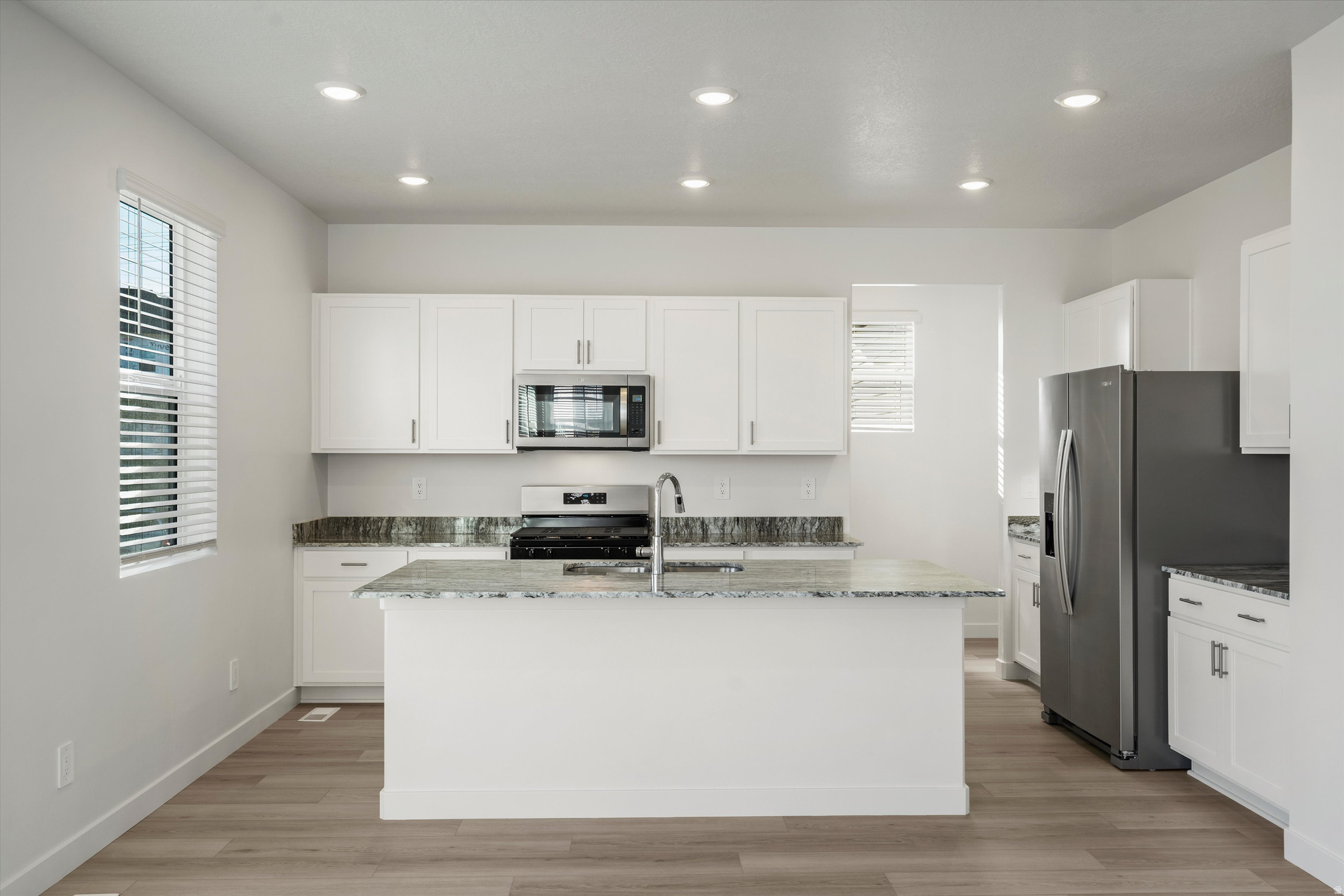 STRATTON ACRES - Residential