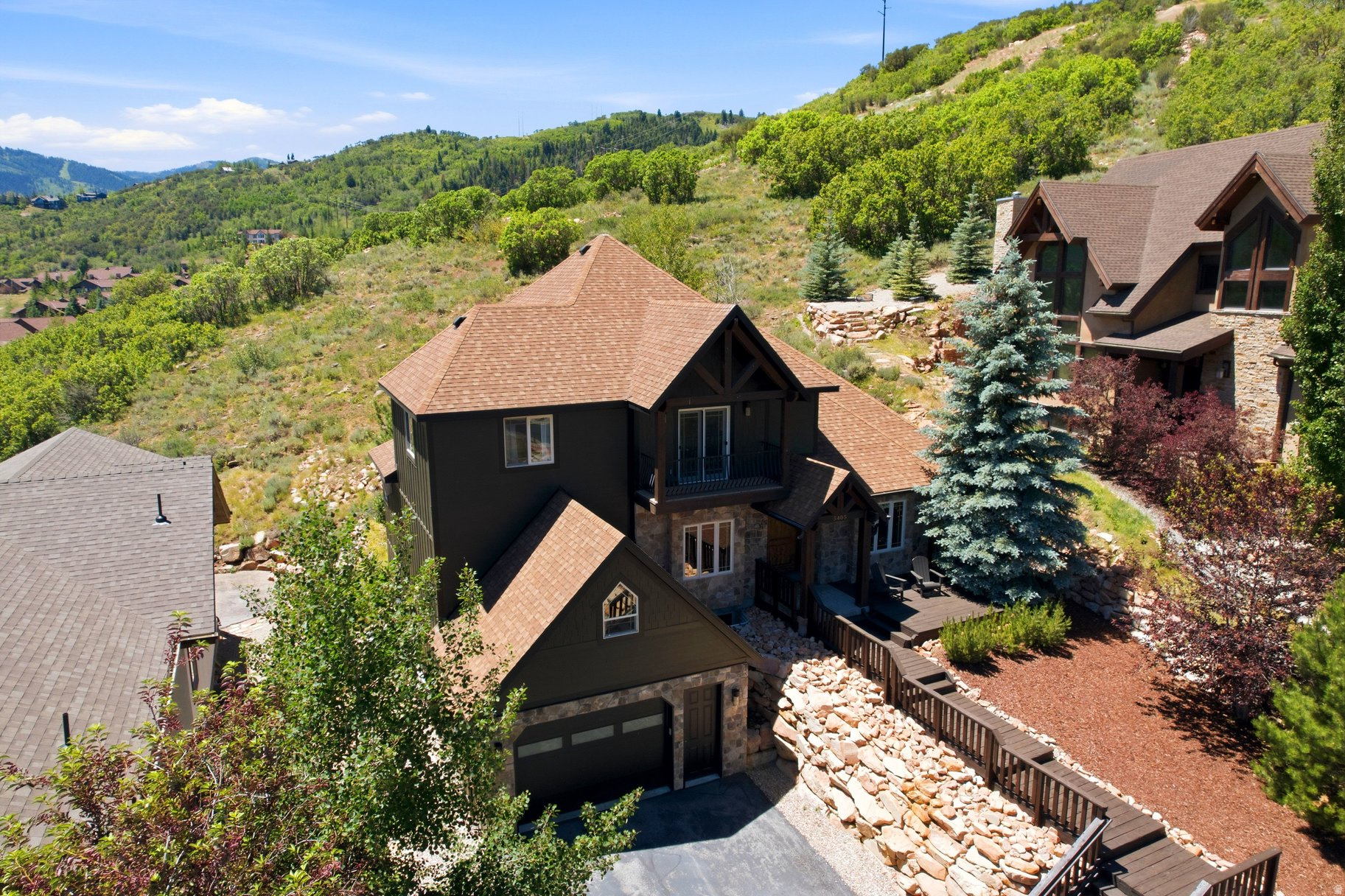 BEAR HOLLOW VILLAGE - Residential