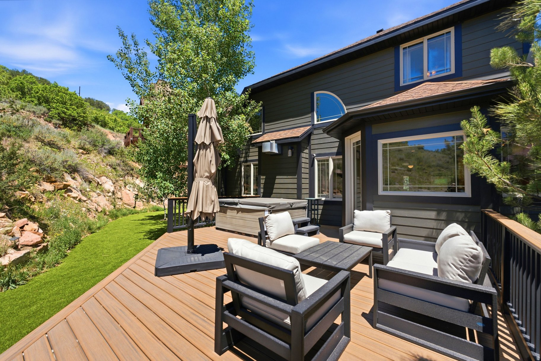 BEAR HOLLOW VILLAGE - Residential