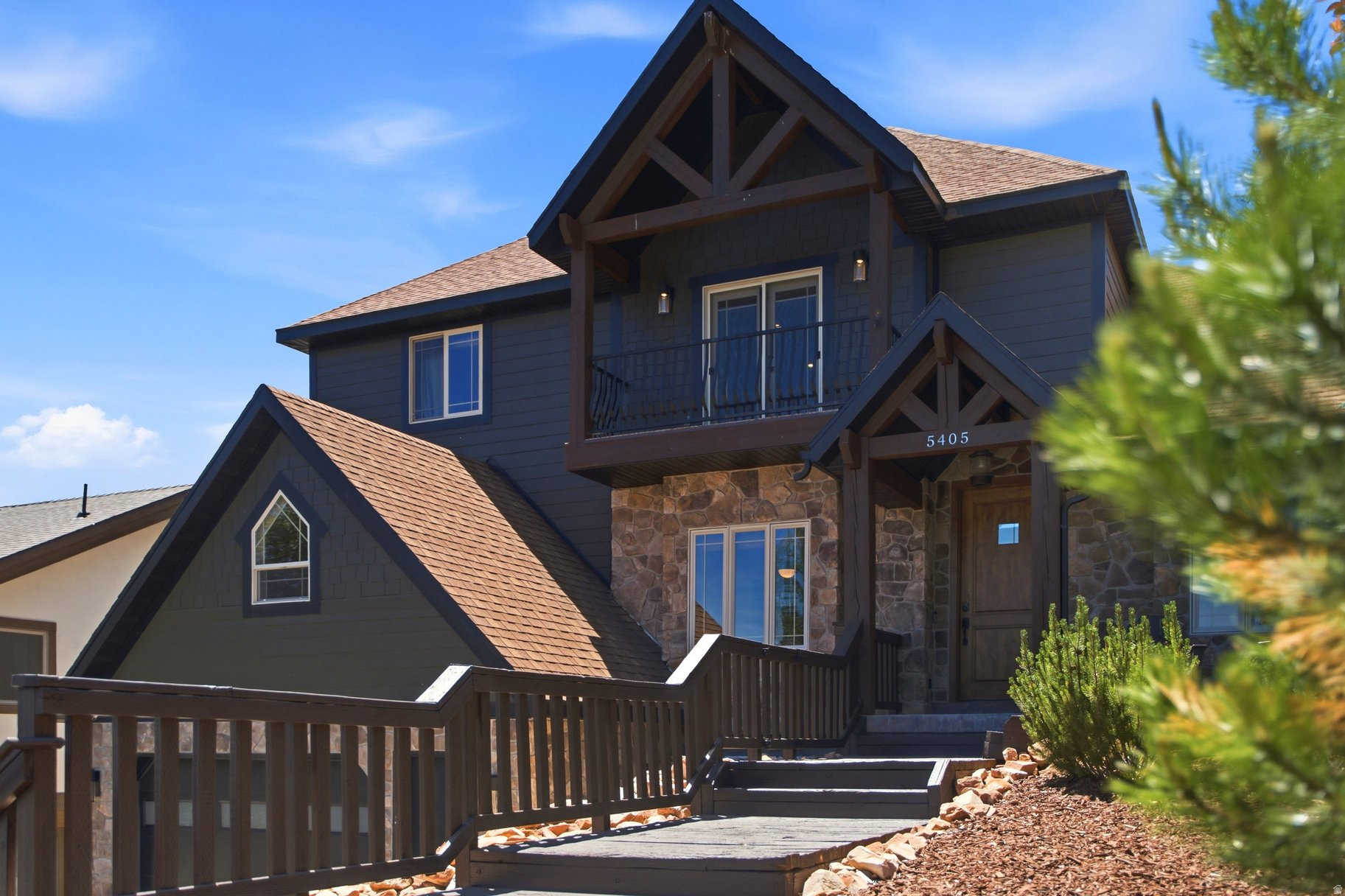 BEAR HOLLOW VILLAGE - Residential