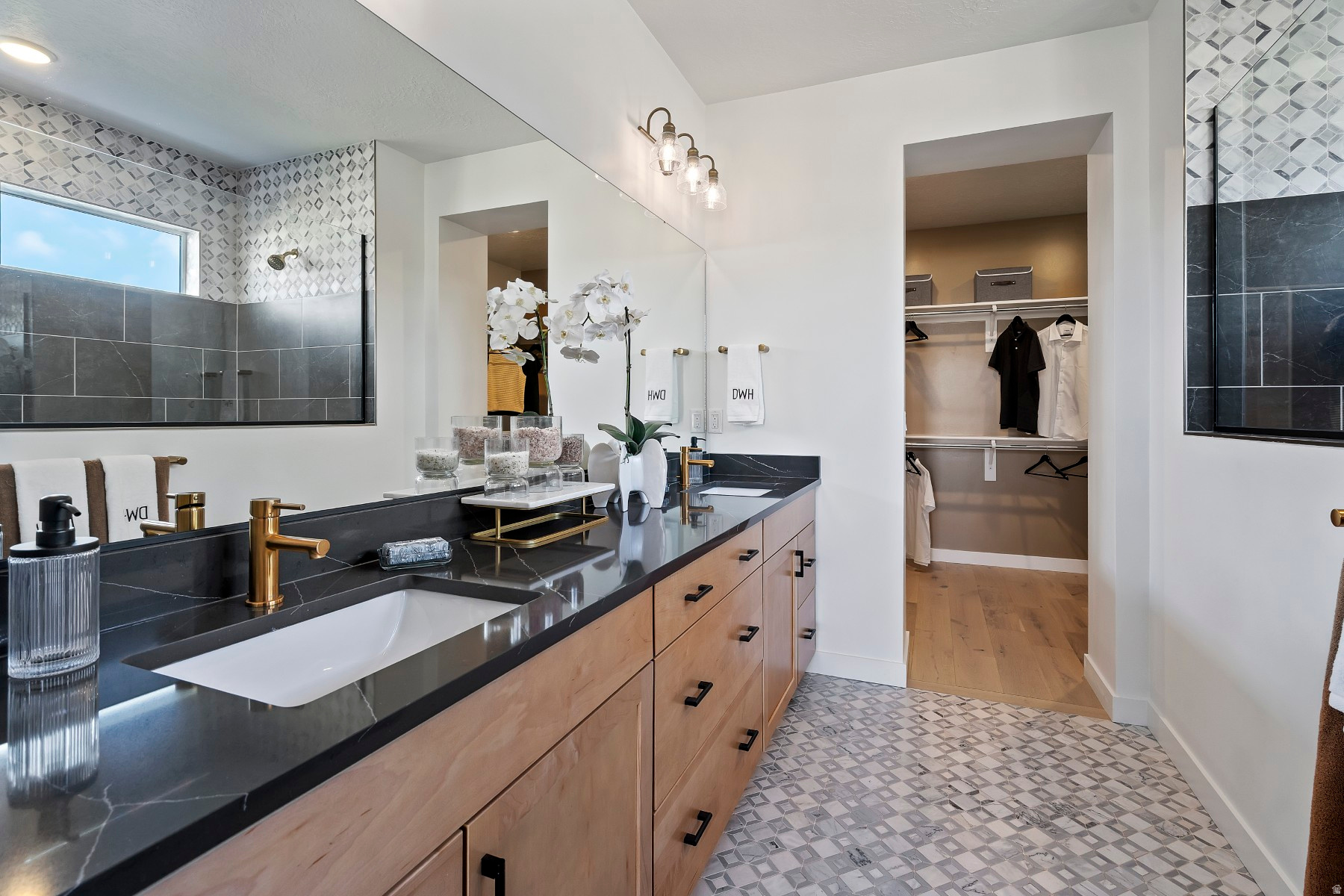 EASTRIDGE PARK - Residential