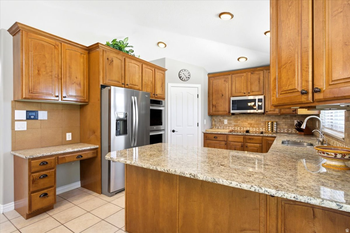 INDIAN HILLS - Residential