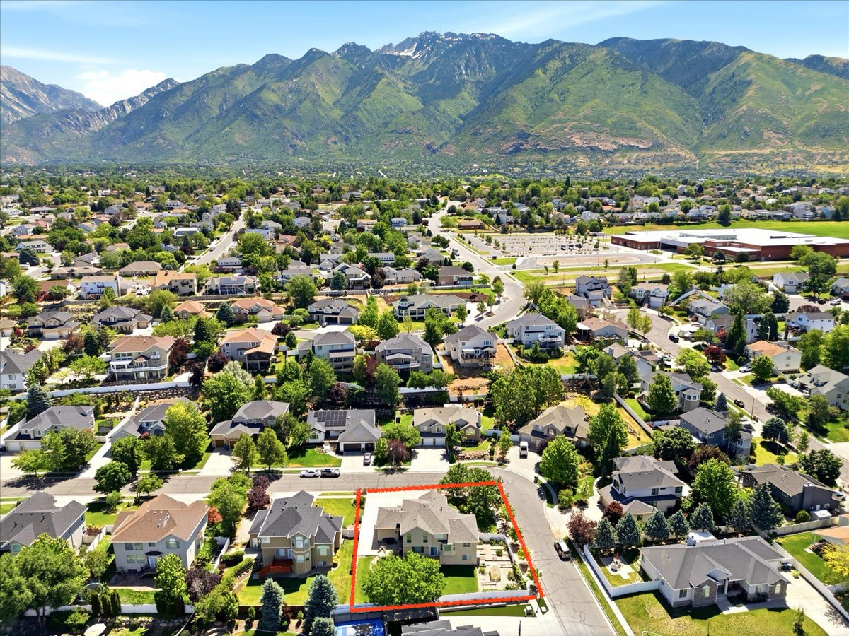 INDIAN HILLS - Residential