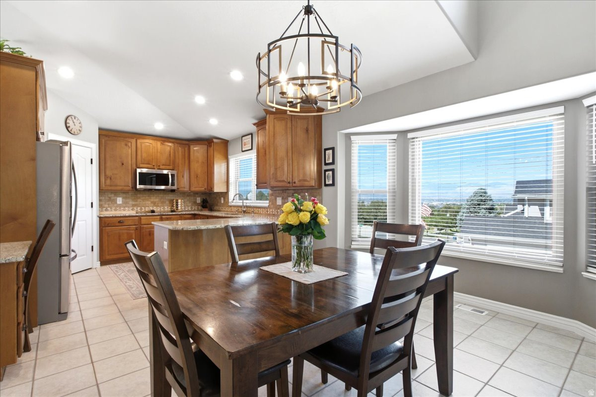 INDIAN HILLS - Residential