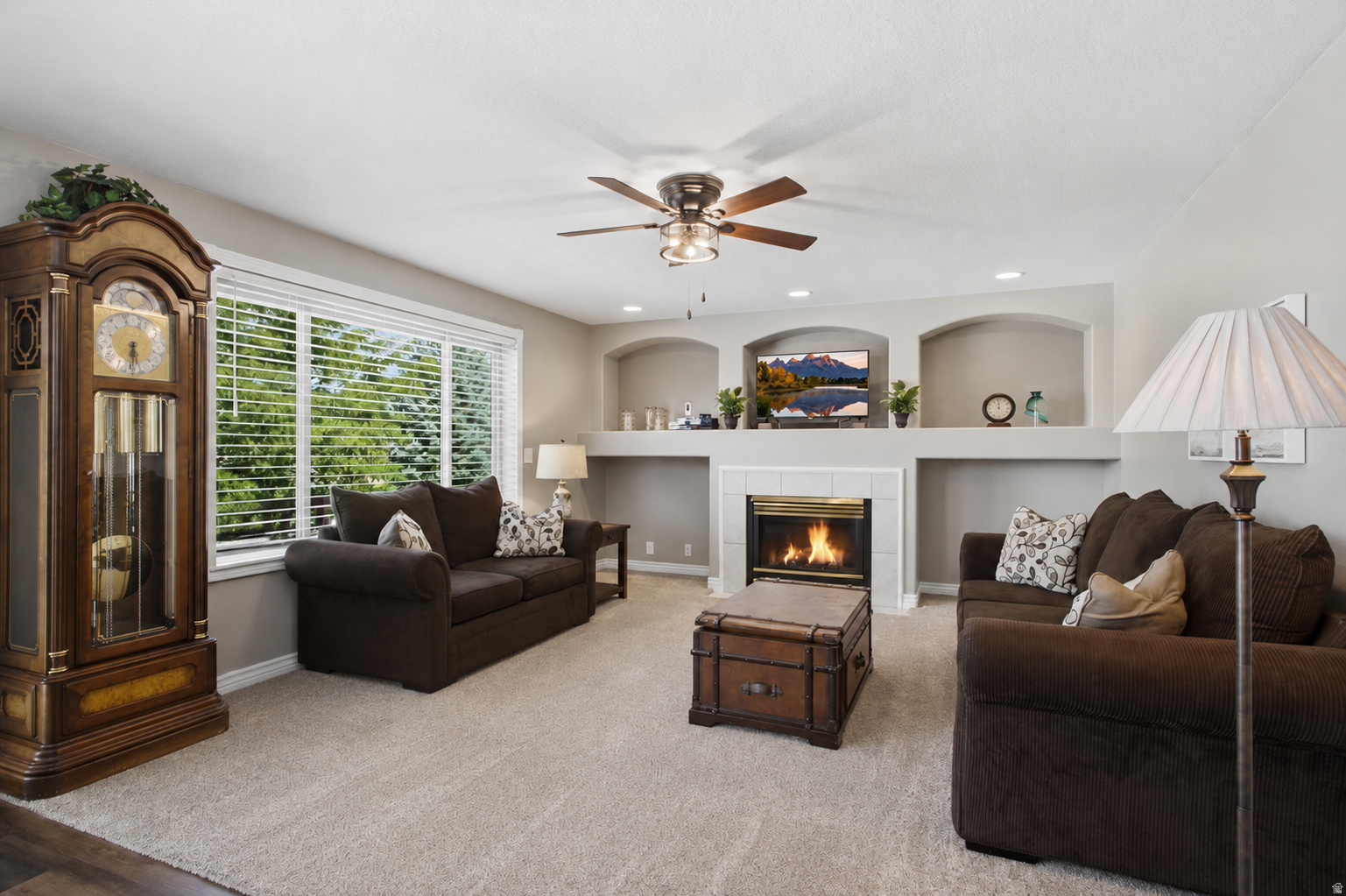 INDIAN HILLS - Residential