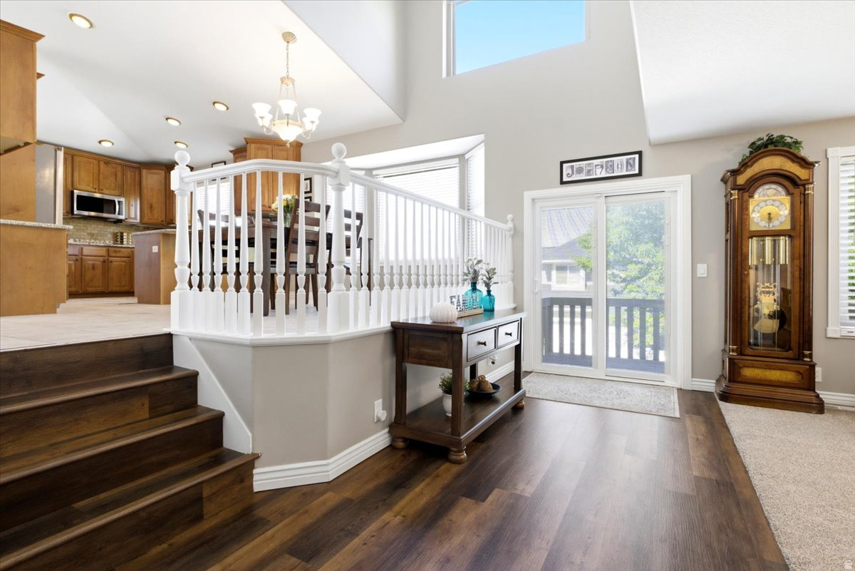 INDIAN HILLS - Residential