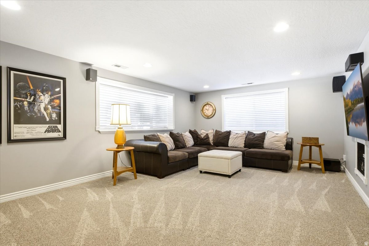 INDIAN HILLS - Residential