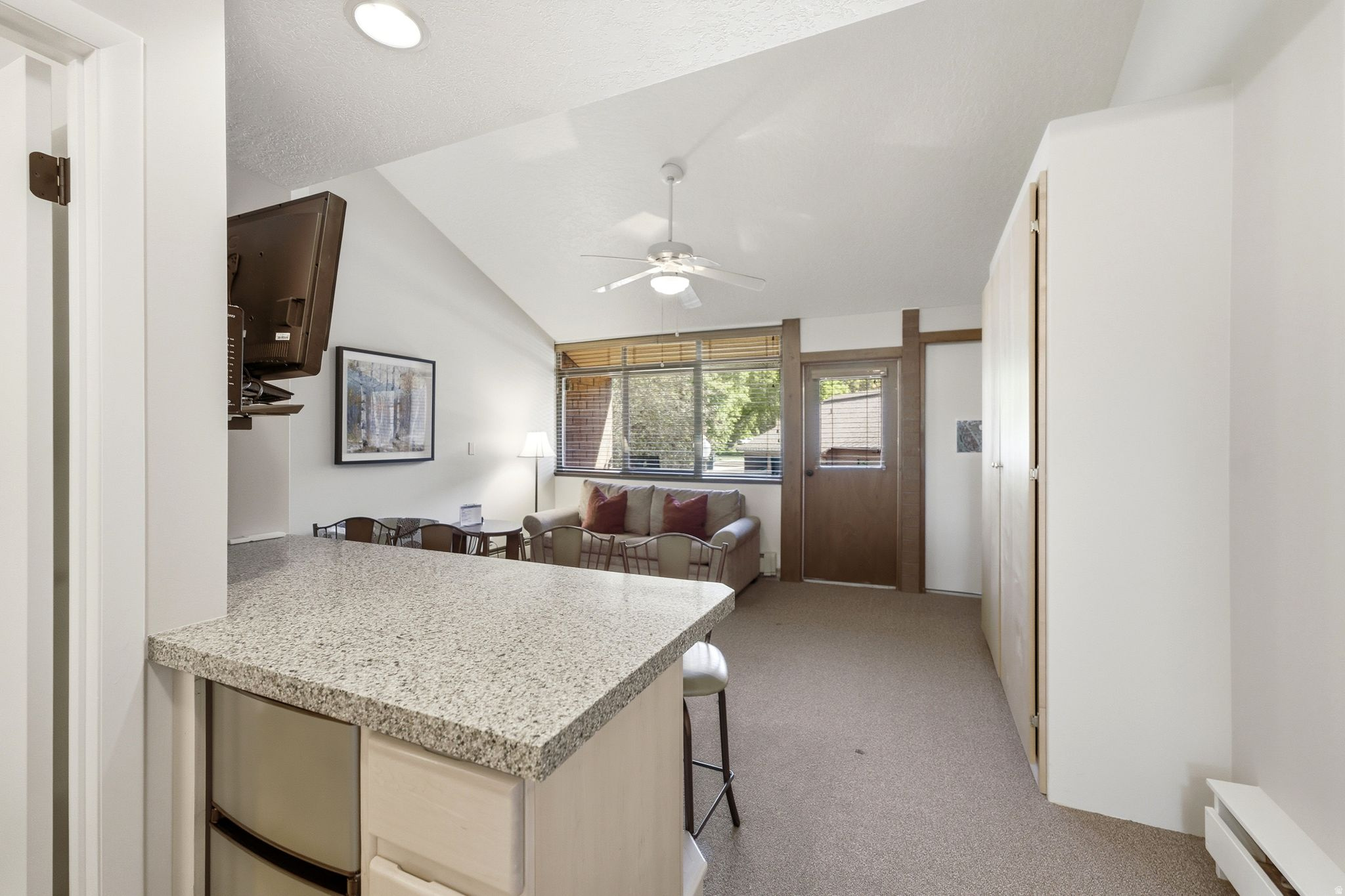 PARK AVENUE CONDOMINIUMS - Residential