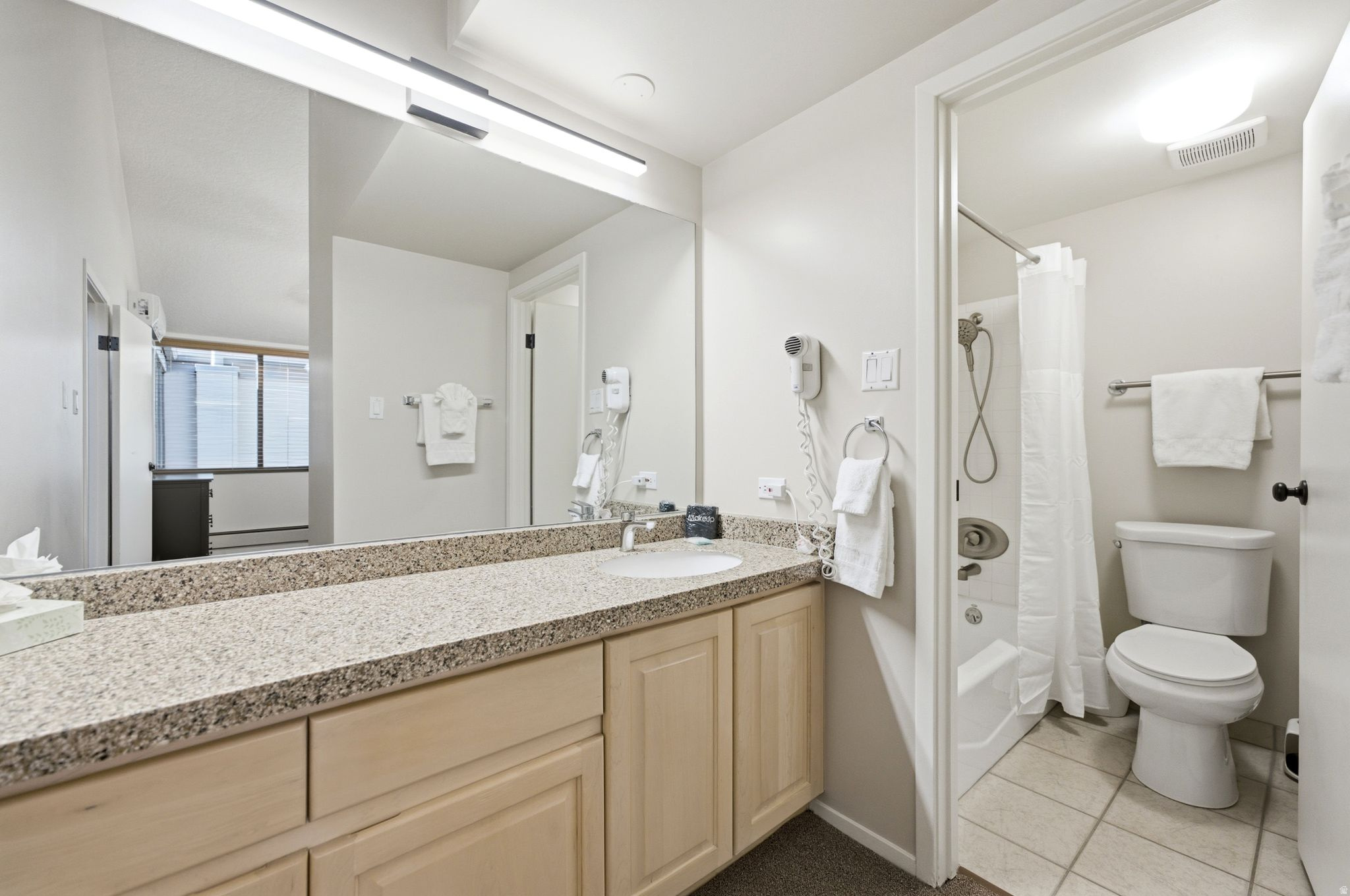 PARK AVENUE CONDOMINIUMS - Residential