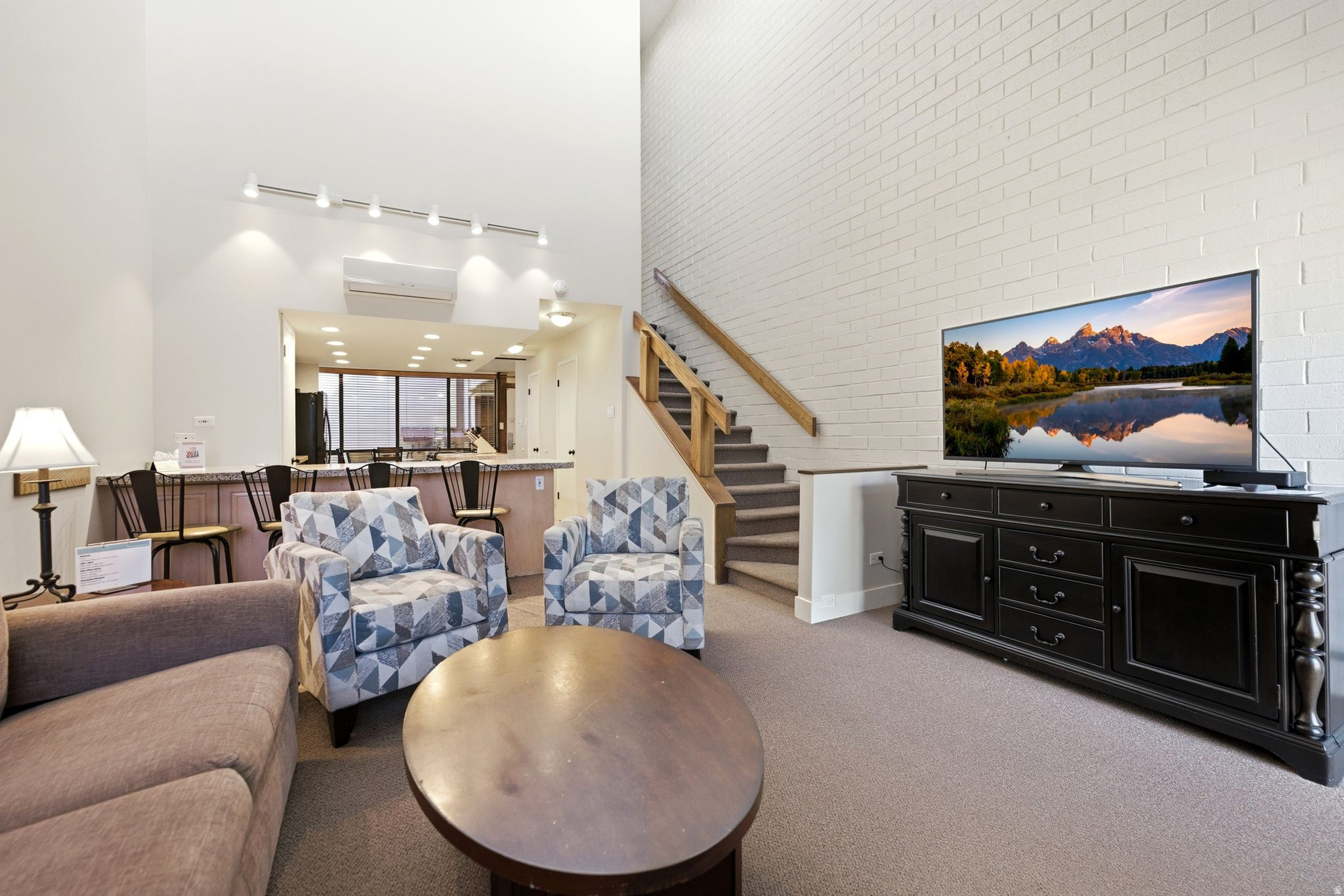 PARK AVENUE CONDOMINIUMS - Residential