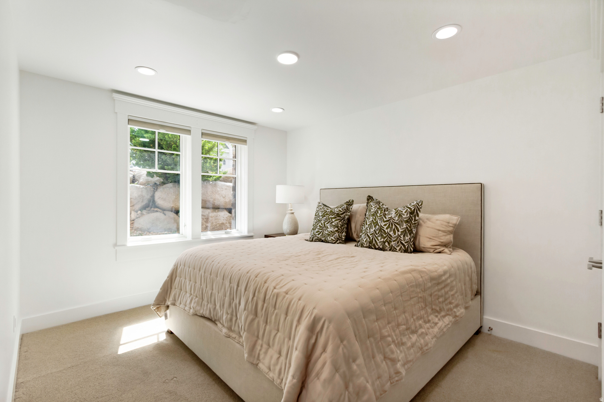 THE GABLES AT GRANDVIEW - Residential
