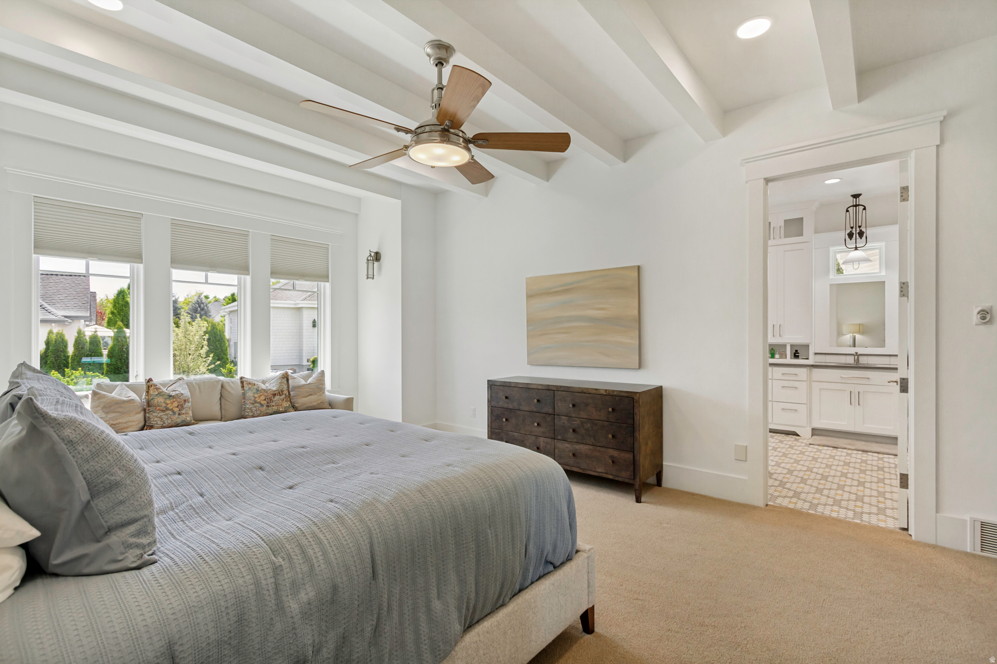 THE GABLES AT GRANDVIEW - Residential