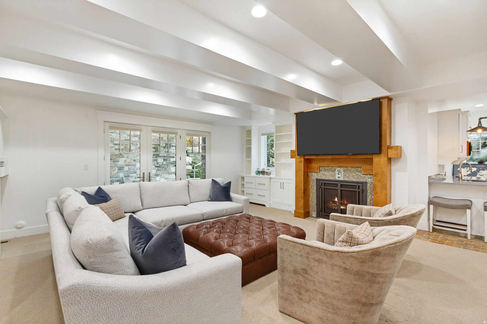 THE GABLES AT GRANDVIEW - Residential