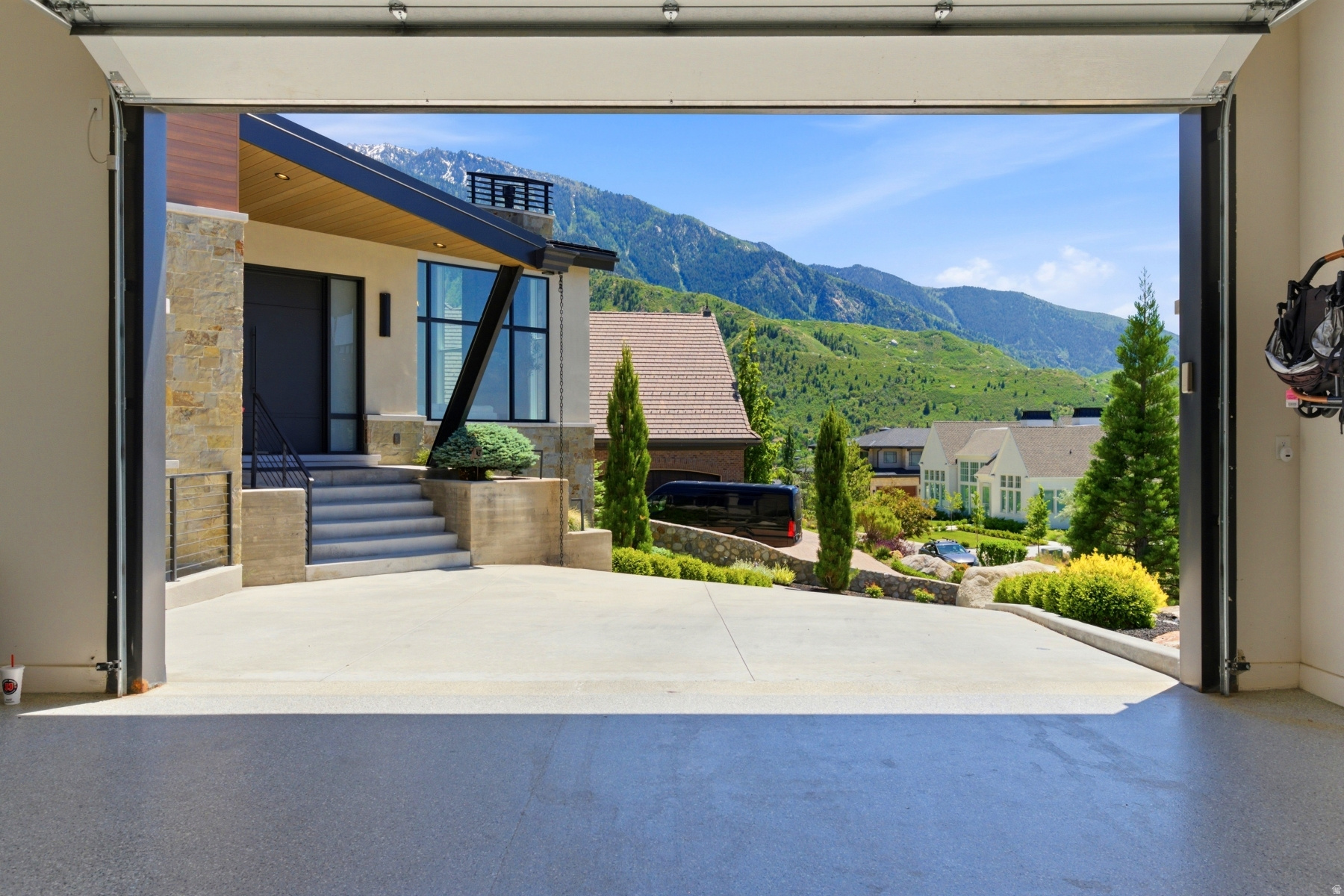 GRANITE OAKS - Residential