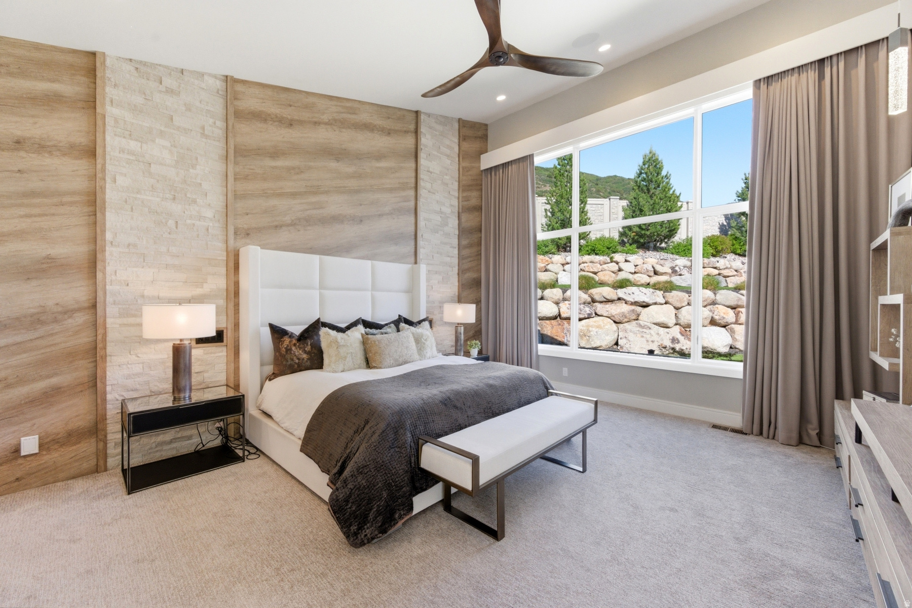 GRANITE OAKS - Residential
