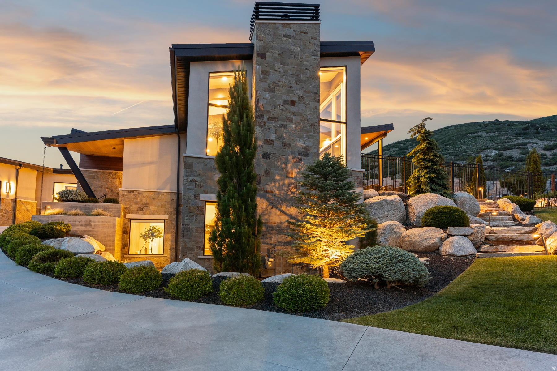 GRANITE OAKS - Residential