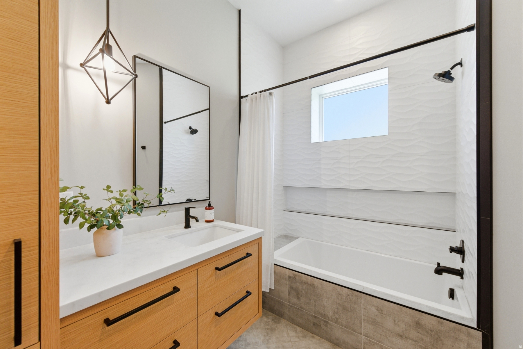 GRANITE OAKS - Residential