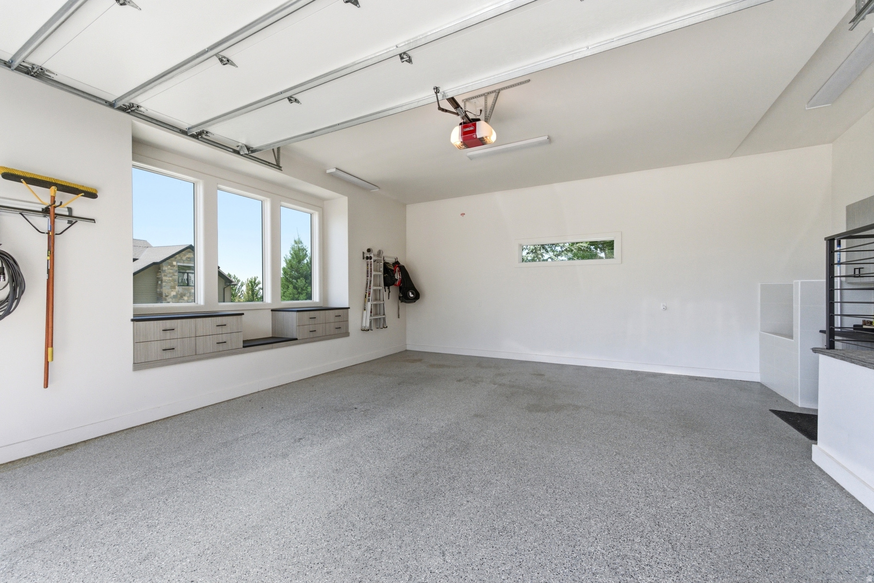GRANITE OAKS - Residential