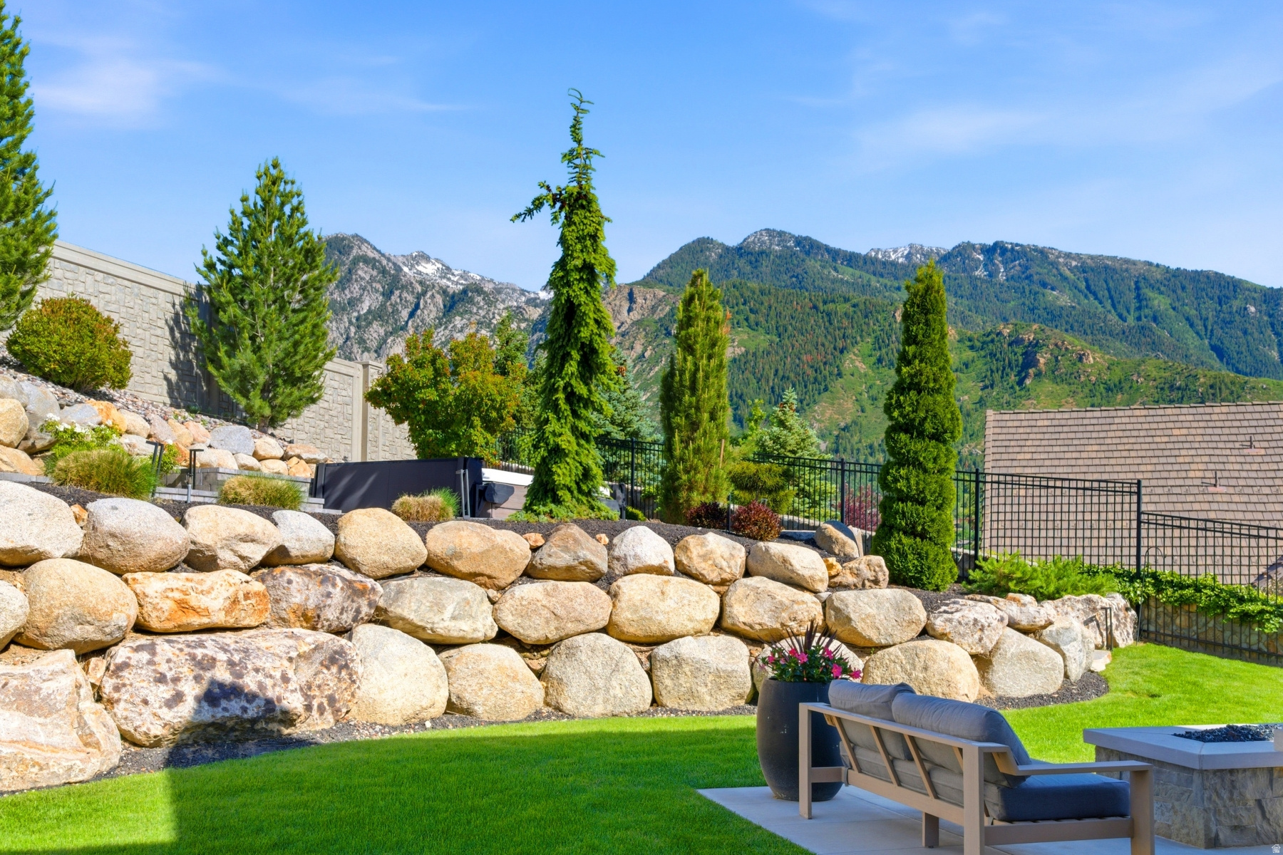 GRANITE OAKS - Residential