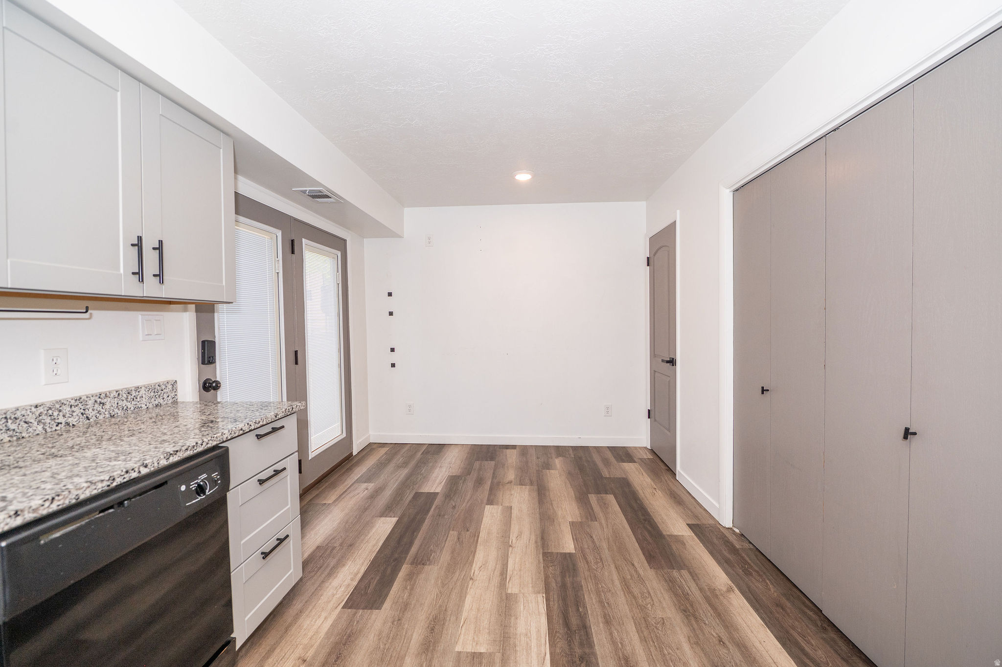PARKWOOD ESTATES - Residential