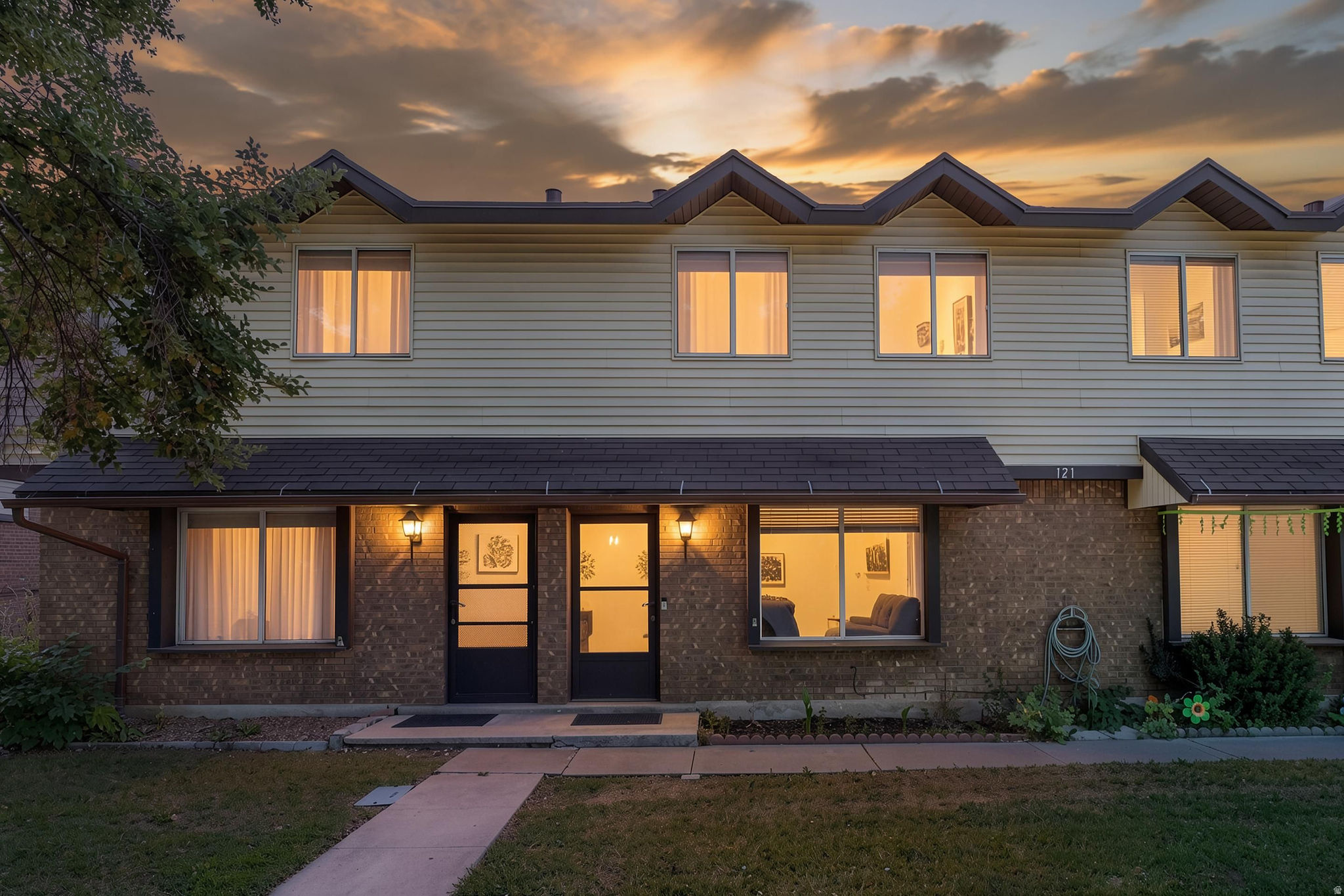 **OPEN HOUSE | THIS SATURDAY 7/18 | 12:00PM - 2:00PM** Nestled on a quiet street in Ogden, this beautifully remodeled townhome offers the perfect mix of style, comfort, and convenience. Completely updated from top to bottom, this move in ready home features a bright, open layout with modern finishes throughout. The stunning kitchen showcases new cabinetry, granite countertops, updated appliances, and opens seamlessly into the main living space! Recent updates include new flooring, fresh paint, updated lighting, modern hardware, and a newer water heater. The home offers 2 spacious bedrooms, and 2 fully updated bathrooms. Located just minutes from schools, parks, shopping, restaurants, and commuter routes, this home is an exceptional opportunity for a first time buyer or anyone looking for a turnkey property. Buyer and buyers realtor to verify all information. Please include a pre-approval letter or proof of funds with all offers.