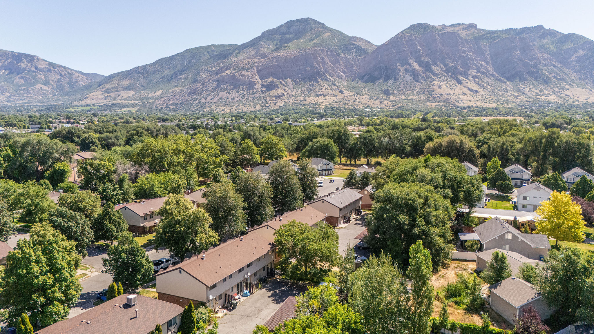 PARKWOOD ESTATES - Residential