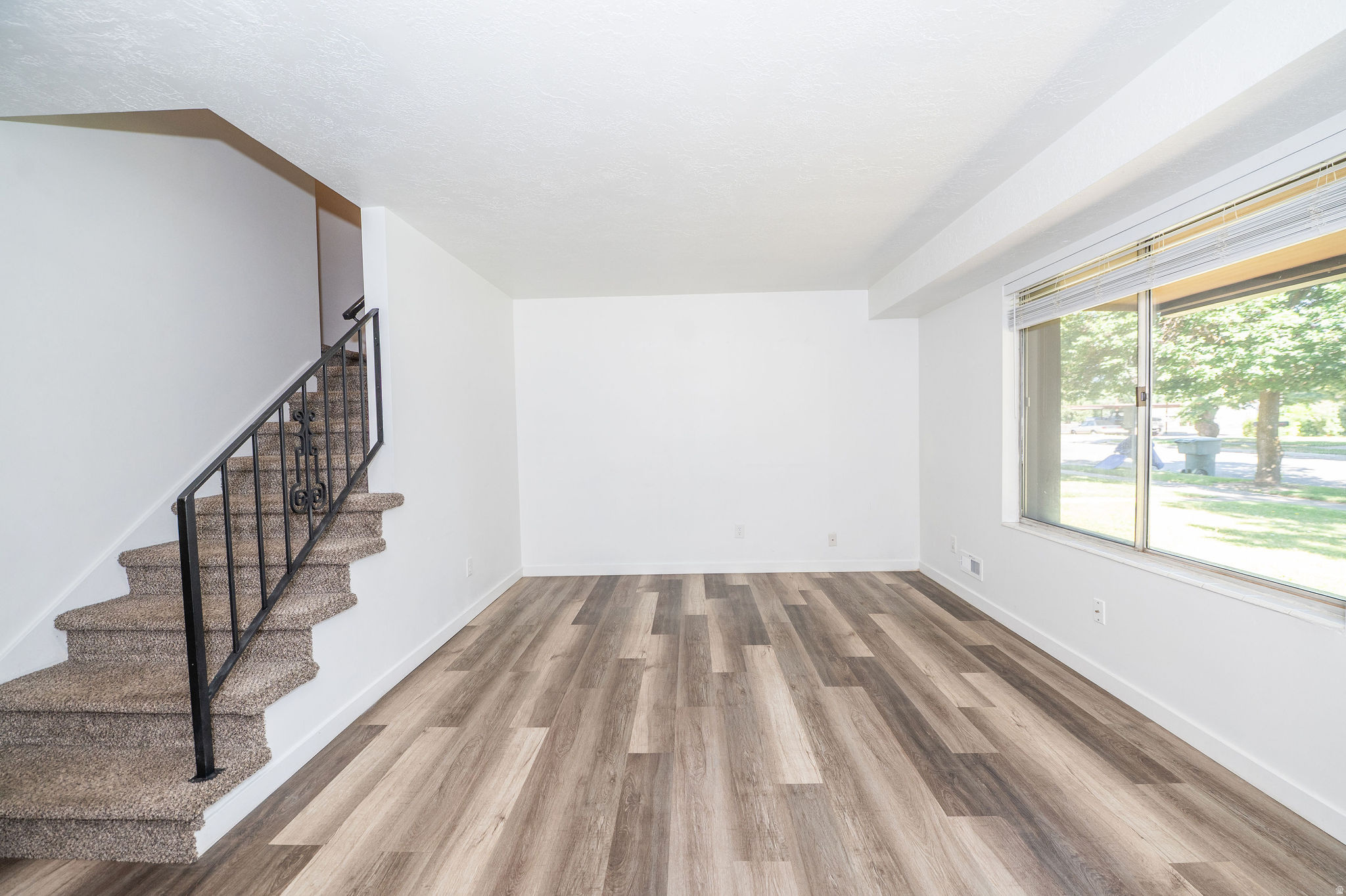 PARKWOOD ESTATES - Residential