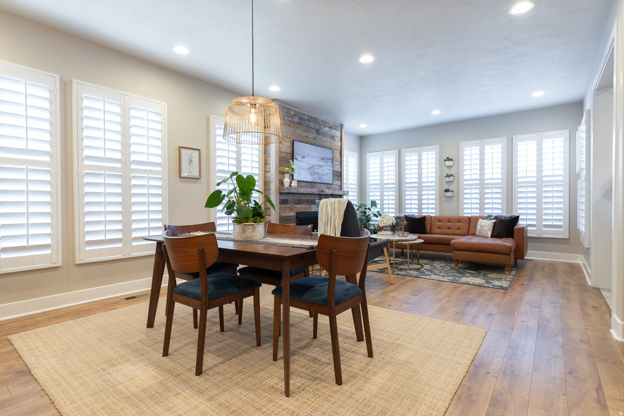DAYBREAK GARDENPARK - Residential