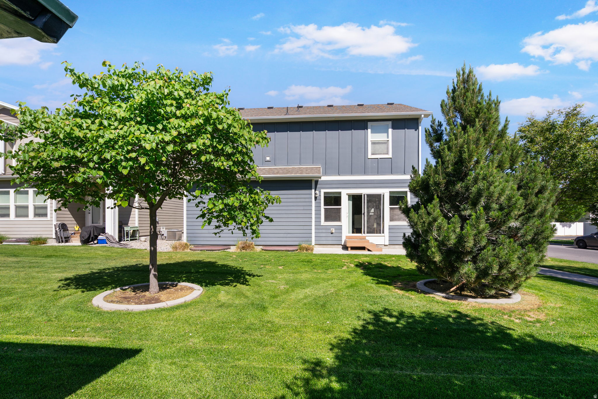 ARBORS @ INDEPENDENCE - Residential